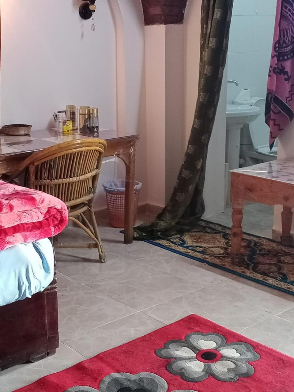 El Prince Guesthouse Asvan Oda fotoğraf